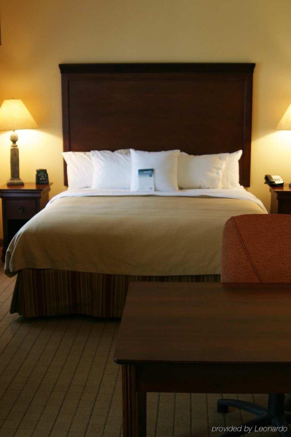 Homewood By Hilton City-west Hotel 3*