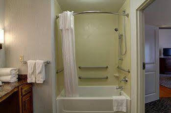 Homewood By Hilton City-west Hotel 3*