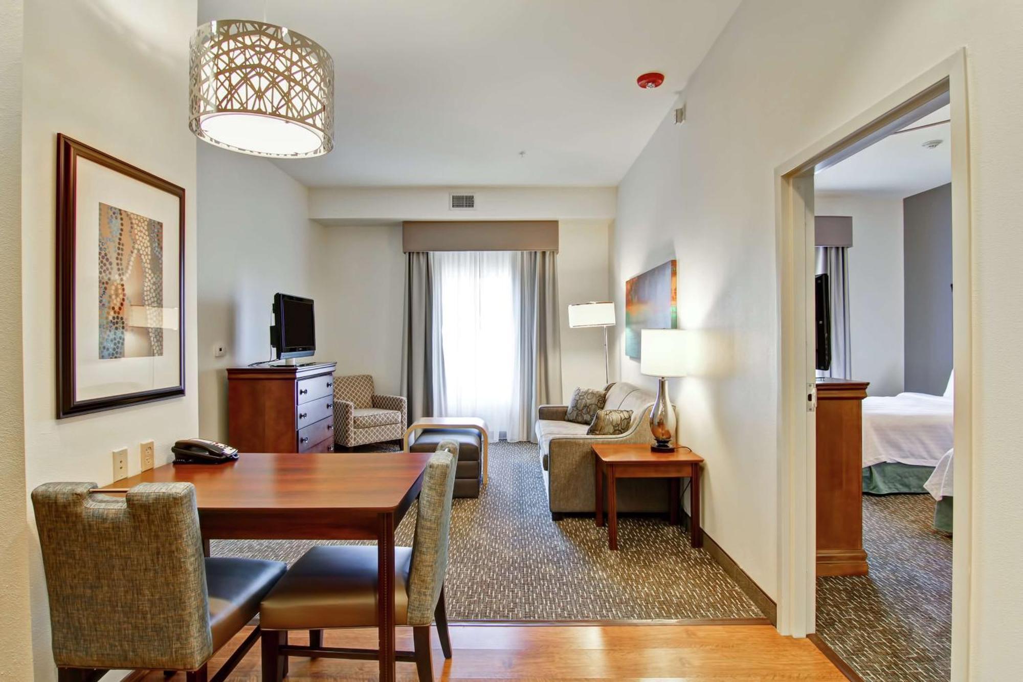Homewood By Hilton City-west 3*